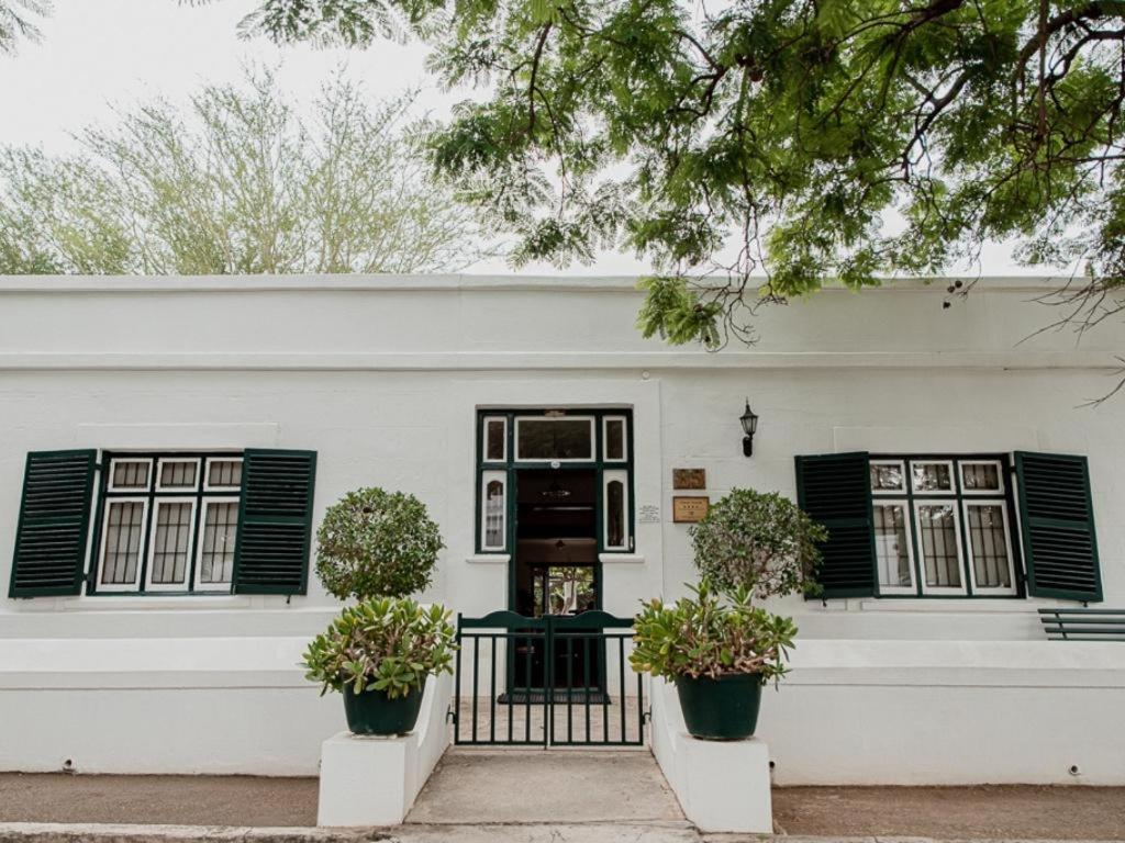 柏树小屋酒店 Graaff-Reinet 外观 照片